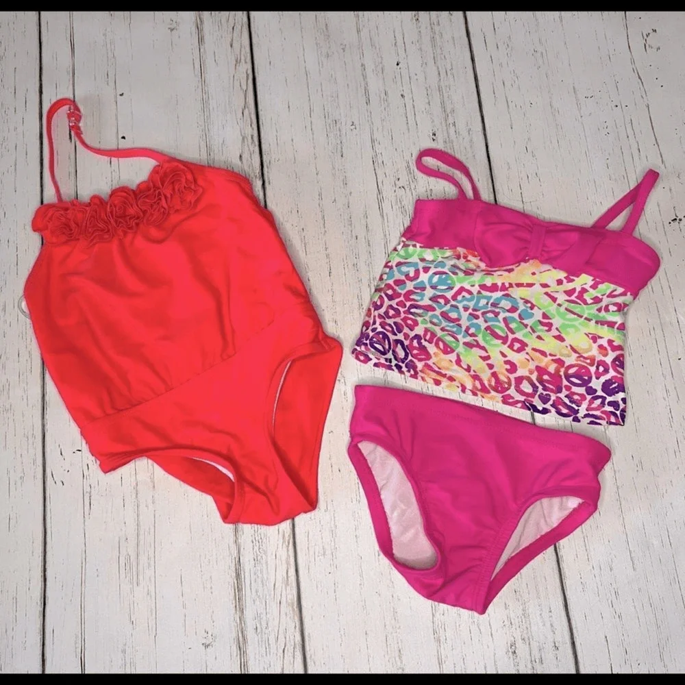Bundle of baby girl swimsuits size 12 to 18 months